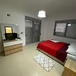 Rent One Lejlighed