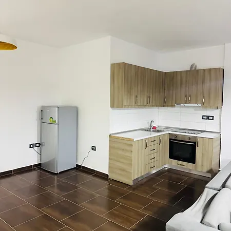 Rent One Appartement Vlorë
