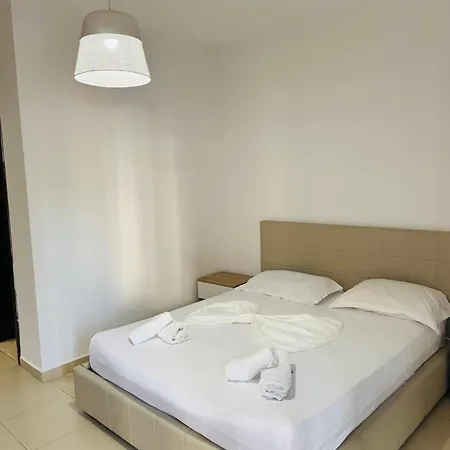 Rent One * Vlorë